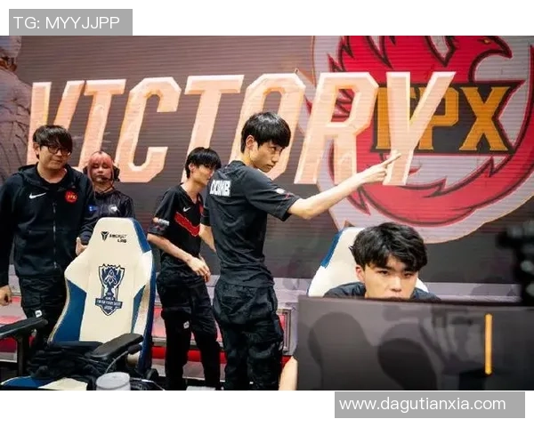 和平精英焦点解析：FPX战队的技术策略与战术创新探讨