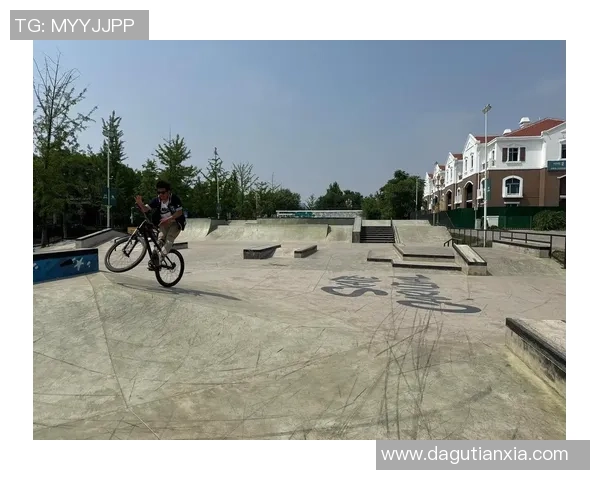 广州极限运动队在世界滑板锦标赛中的耐力展现与精彩表现分析 广州极限运动队在世界滑板锦标赛中的耐力展现与精彩表现分析